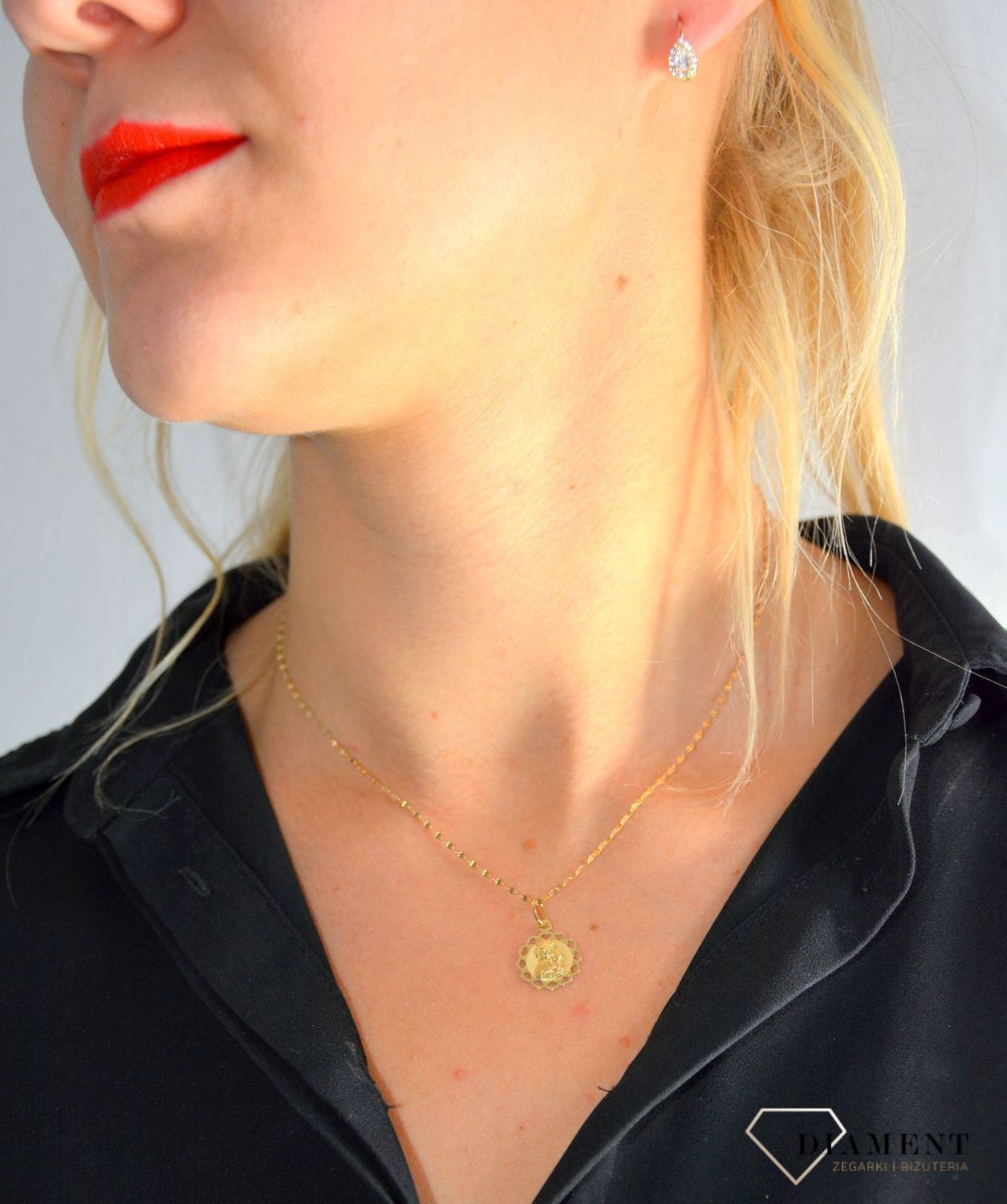 Złote kolczyki na angielskie zapięcie  ' Łza ' KL 8132.jpg